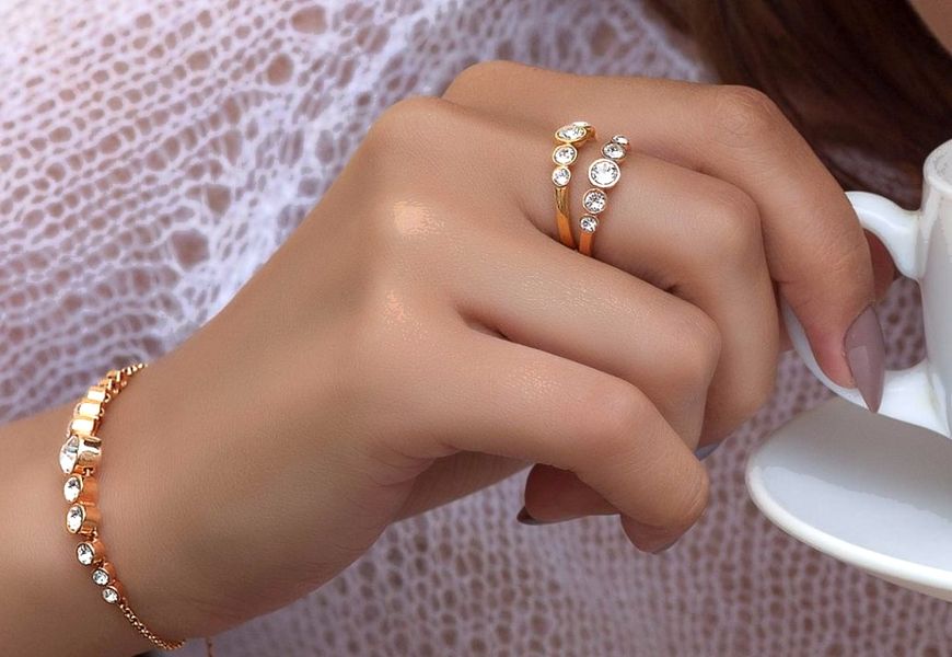Золото 375 пробы кольцо